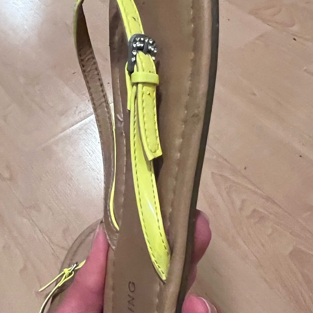 Call It Spring flip flops - Picture 5 of 6